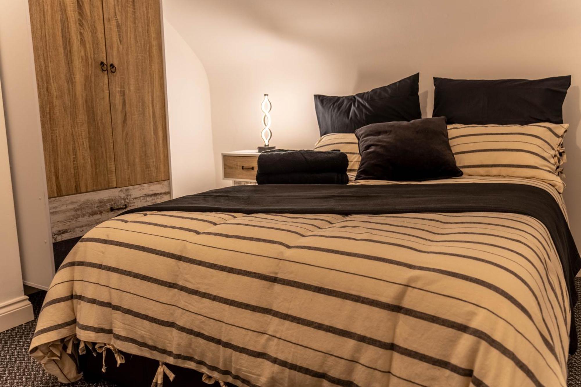 Lodging In Carrickfergus Centre Kültér fotó